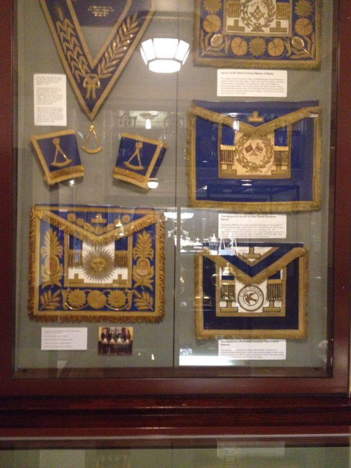 Grand Lodge Regalia Set